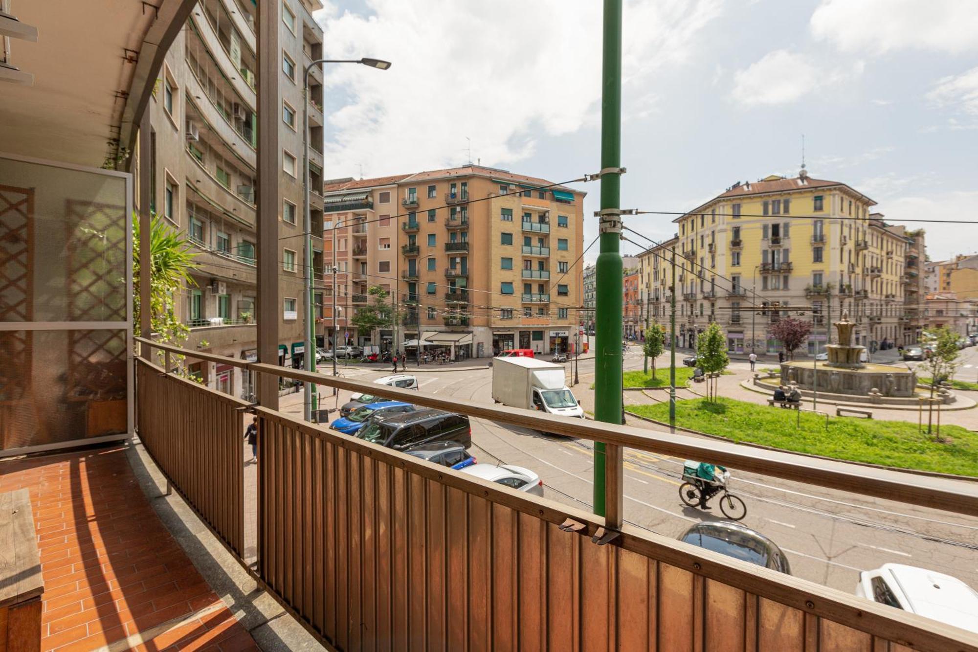 Bovisa Politecnico - Spacious With Balcony! Appartement Milaan